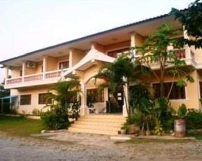 фото отеля Sechaleunkham Guest House
