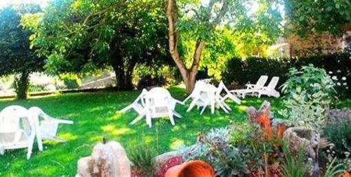 фото отеля Hostellerie de La Poterne