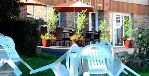 фото отеля Hostellerie de La Poterne