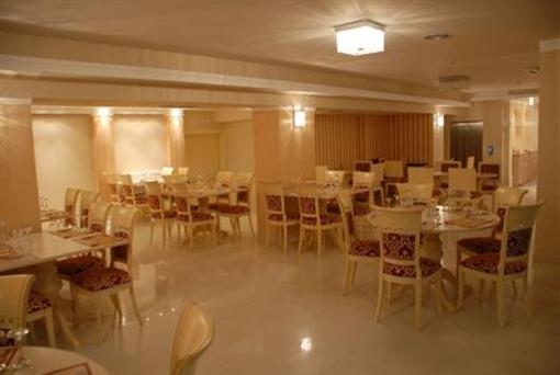 фото отеля Oasis Hotel Skala