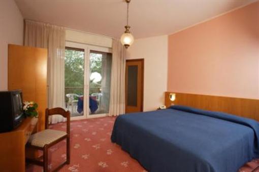 фото отеля Hotel Europa Clusone