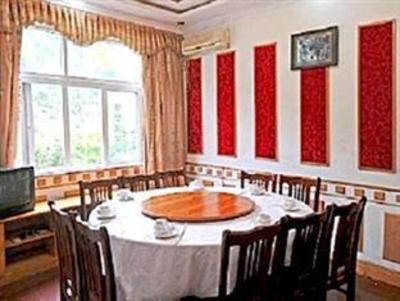 фото отеля Huangshan Yangguang Hostel