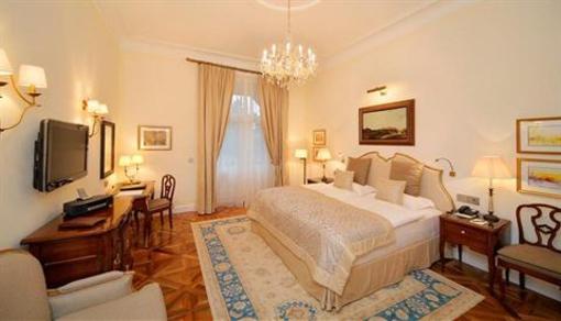 фото отеля Palace Merano Espace Henri Chenot