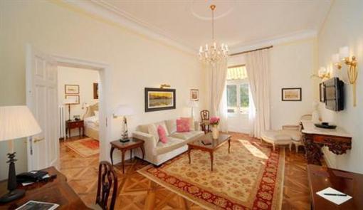 фото отеля Palace Merano Espace Henri Chenot