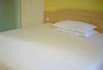 фото отеля Grace Inn Yinzuo Plaza Linyi