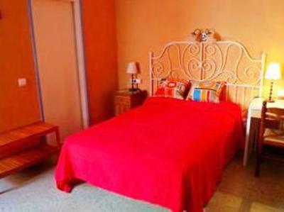 фото отеля Hostal l'Estrella