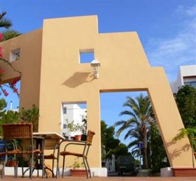 фото отеля Hostal Roca Plana