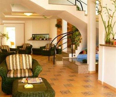 фото отеля Hostal Roca Plana