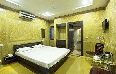 фото отеля Hotel Shanti Residency