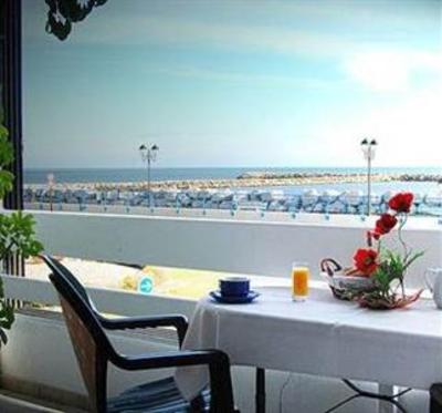фото отеля Hotel Le Dauphin Bleu