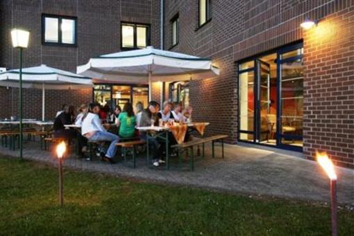 фото отеля Youtel Jugendhotel Bitburg