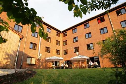 фото отеля Youtel Jugendhotel Bitburg