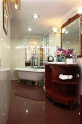 фото отеля The Tawana Bangkok