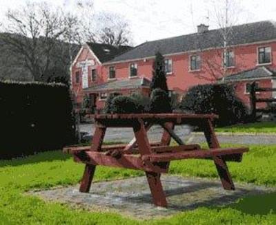 фото отеля Nagles Guesthouse Clonmel