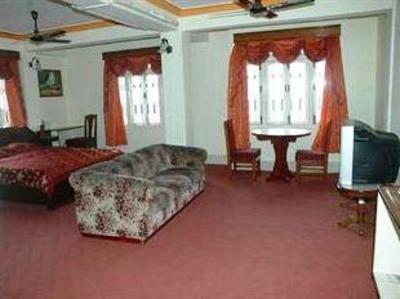 фото отеля Hotel Golmaheem