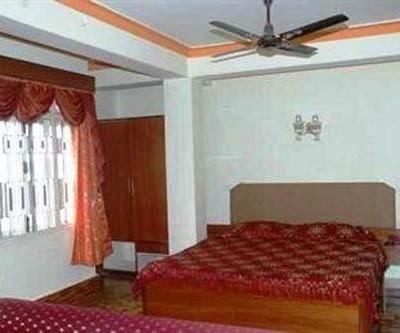 фото отеля Hotel Golmaheem