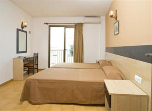 фото отеля Hostal Horizonte Sant Antoni de Portmany