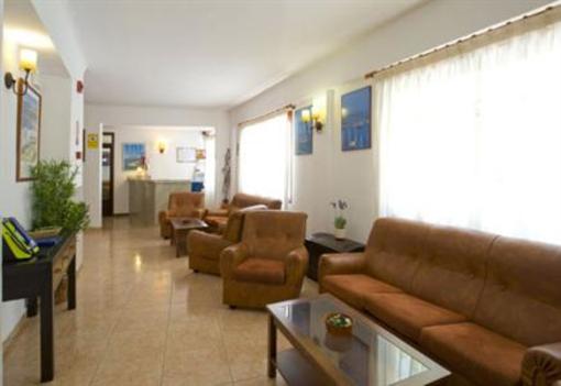 фото отеля Hostal Horizonte Sant Antoni de Portmany