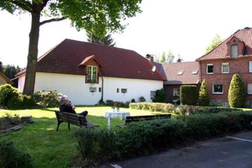 фото отеля Pension Haus im Grünen Lippstadt