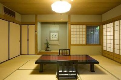фото отеля Ryotei Tanokura Ryokan Inn Yufu
