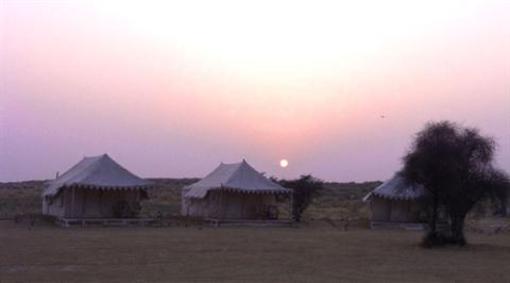 фото отеля Golden Desert Deluxe Camp