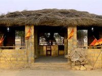 Golden Desert Deluxe Camp