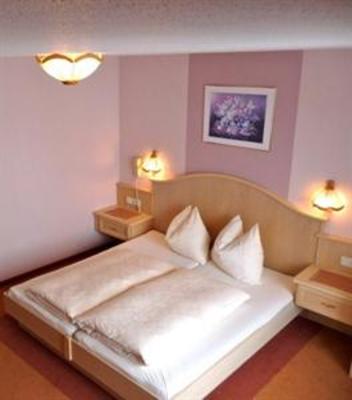 фото отеля Bergheim Pension