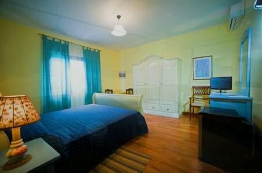 фото отеля Villa Tea B&B