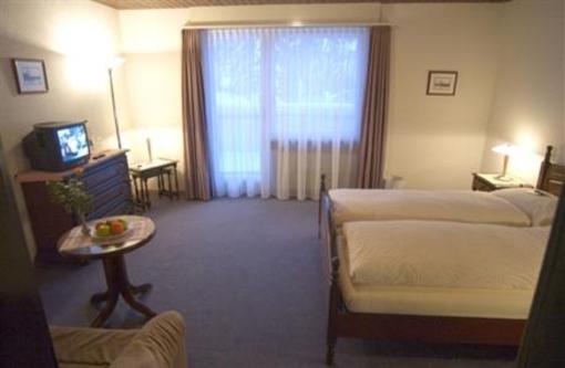 фото отеля Ermitage Hotel Kandersteg