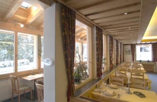 фото отеля Ermitage Hotel Kandersteg