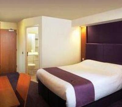 фото отеля Premier Inn Taunton (Ruishton)