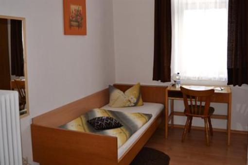 фото отеля Hotel zur Burg Polle