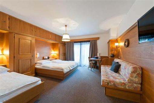 фото отеля Aparthotel Burgus