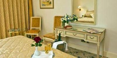 фото отеля Aval du Creux Hotel
