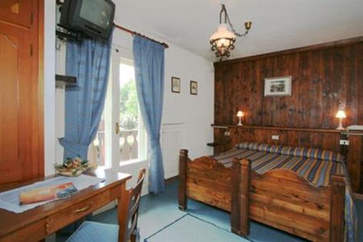 фото отеля Petit Meuble Hotel Courmayeur
