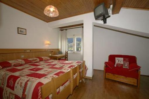 фото отеля Petit Meuble Hotel Courmayeur