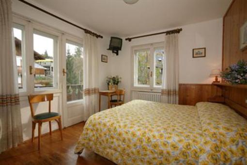 фото отеля Petit Meuble Hotel Courmayeur