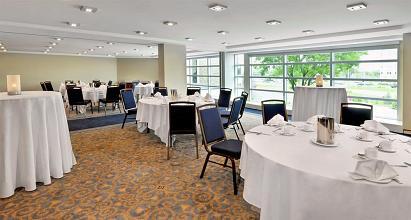 фото отеля Sheraton Montreal Airport Hotel
