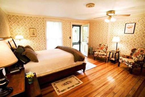 фото отеля The Hummingbird Inn Goshen (Virginia)