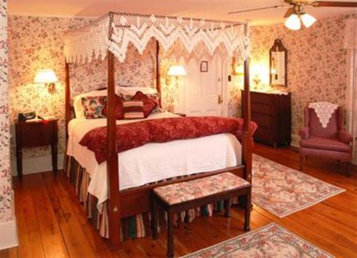 фото отеля The Hummingbird Inn Goshen (Virginia)