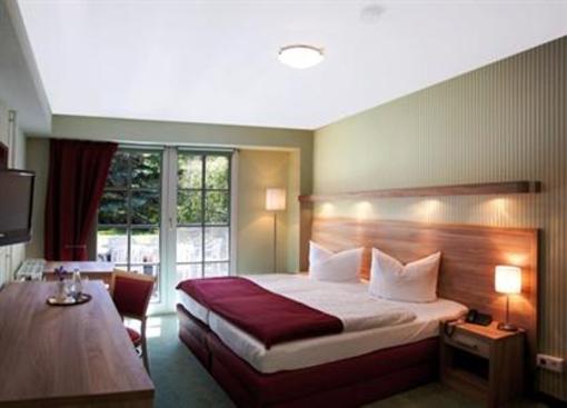 фото отеля Hotel Waldhaus Prieros