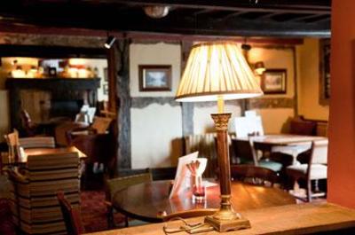 фото отеля Bears Head Innkeepers Lodge