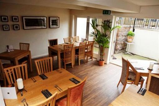 фото отеля The Farndon Inn