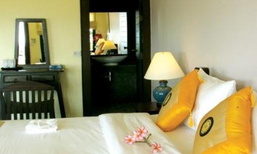фото отеля Thanya Beach Resort