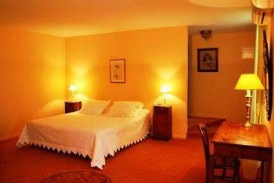 фото отеля Eychenne Hotel Saint-Girons