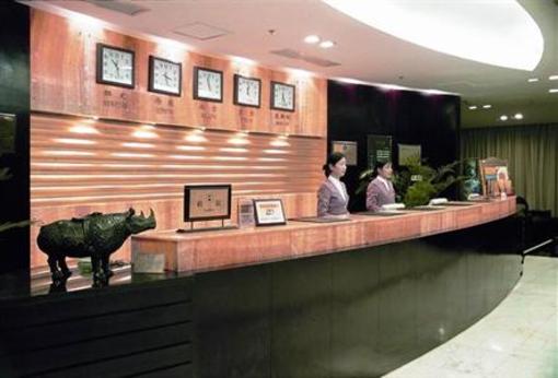 фото отеля Gofront Hotel
