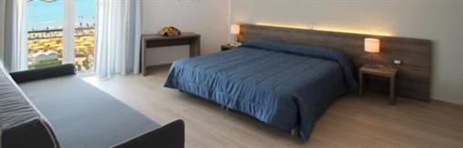 фото отеля Hotel Delle Mimose Jesolo