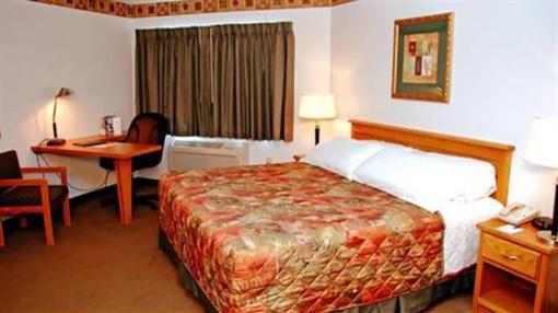 фото отеля AmericInn Lodge & Suites Blue Earth