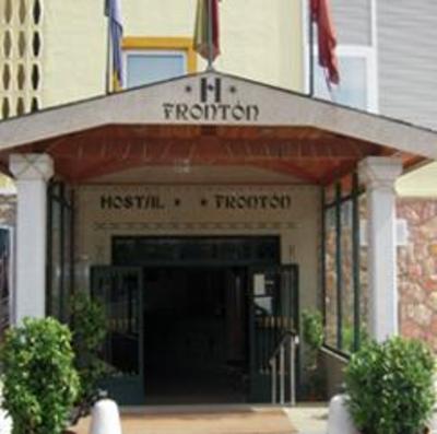 фото отеля Hostal Fronton Alcobendas