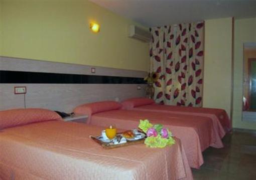 фото отеля Hostal Fronton Alcobendas